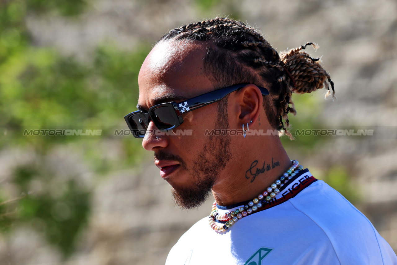 GP STATI UNITI, Lewis Hamilton (GBR) Mercedes AMG F1.

19.10.2023. Formula 1 World Championship, Rd 19, United States Grand Prix, Austin, Texas, USA, Preparation Day.

 - www.xpbimages.com, EMail: requests@xpbimages.com © Copyright: Rew / XPB Images