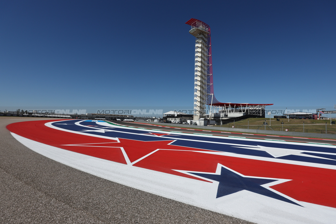 GP STATI UNITI, Circuit Atmosfera - viewing tower.

19.10.2023. Formula 1 World Championship, Rd 19, United States Grand Prix, Austin, Texas, USA, Preparation Day.

- www.xpbimages.com, EMail: requests@xpbimages.com © Copyright: Moy / XPB Images