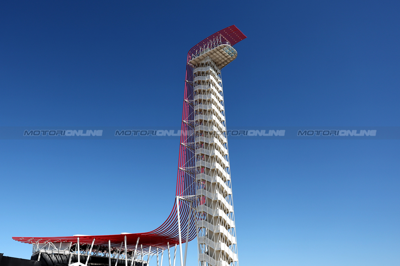 GP STATI UNITI, Circuit Atmosfera - viewing tower.

19.10.2023. Formula 1 World Championship, Rd 19, United States Grand Prix, Austin, Texas, USA, Preparation Day.

- www.xpbimages.com, EMail: requests@xpbimages.com © Copyright: Moy / XPB Images