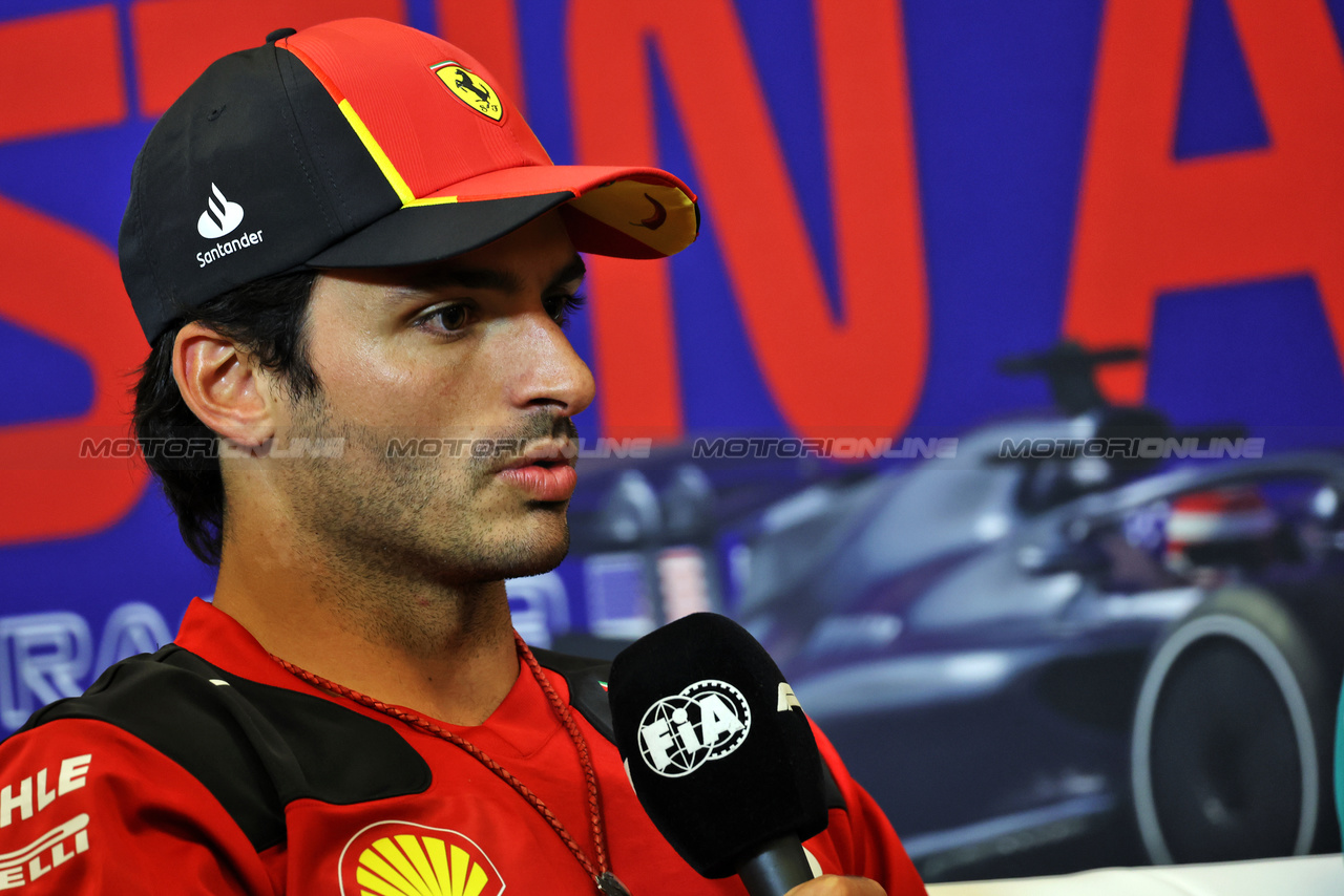 GP STATI UNITI, Carlos Sainz Jr (ESP) Ferrari in the FIA Press Conference.

19.10.2023. Formula 1 World Championship, Rd 19, United States Grand Prix, Austin, Texas, USA, Preparation Day.

- www.xpbimages.com, EMail: requests@xpbimages.com © Copyright: Bearne / XPB Images