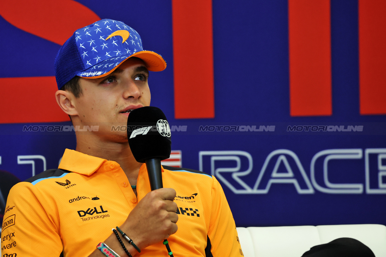GP STATI UNITI, Lando Norris (GBR) McLaren in the FIA Press Conference.

19.10.2023. Formula 1 World Championship, Rd 19, United States Grand Prix, Austin, Texas, USA, Preparation Day.

- www.xpbimages.com, EMail: requests@xpbimages.com © Copyright: Bearne / XPB Images