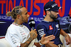 GP STATI UNITI, Lewis Hamilton (GBR) Mercedes AMG F1 e Daniel Ricciardo (AUS) AlphaTauri in the FIA Press Conference.
19.10.2023. Formula 1 World Championship, Rd 19, United States Grand Prix, Austin, Texas, USA, Preparation Day.
- www.xpbimages.com, EMail: requests@xpbimages.com © Copyright: Bearne / XPB Images