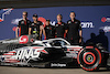 GP STATI UNITI, Nico Hulkenberg (GER) Haas F1 Team; Kevin Magnussen (DEN) Haas F1 Team; Guenther Steiner (ITA) Haas F1 Team Prinicipal, with guests.
19.10.2023. Formula 1 World Championship, Rd 19, United States Grand Prix, Austin, Texas, USA, Preparation Day.
- www.xpbimages.com, EMail: requests@xpbimages.com © Copyright: Price / XPB Images