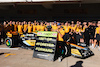 GP STATI UNITI, Lando Norris (GBR) McLaren celebrates his 100th GP with the team.
19.10.2023. Formula 1 World Championship, Rd 19, United States Grand Prix, Austin, Texas, USA, Preparation Day.
- www.xpbimages.com, EMail: requests@xpbimages.com © Copyright: Bearne / XPB Images