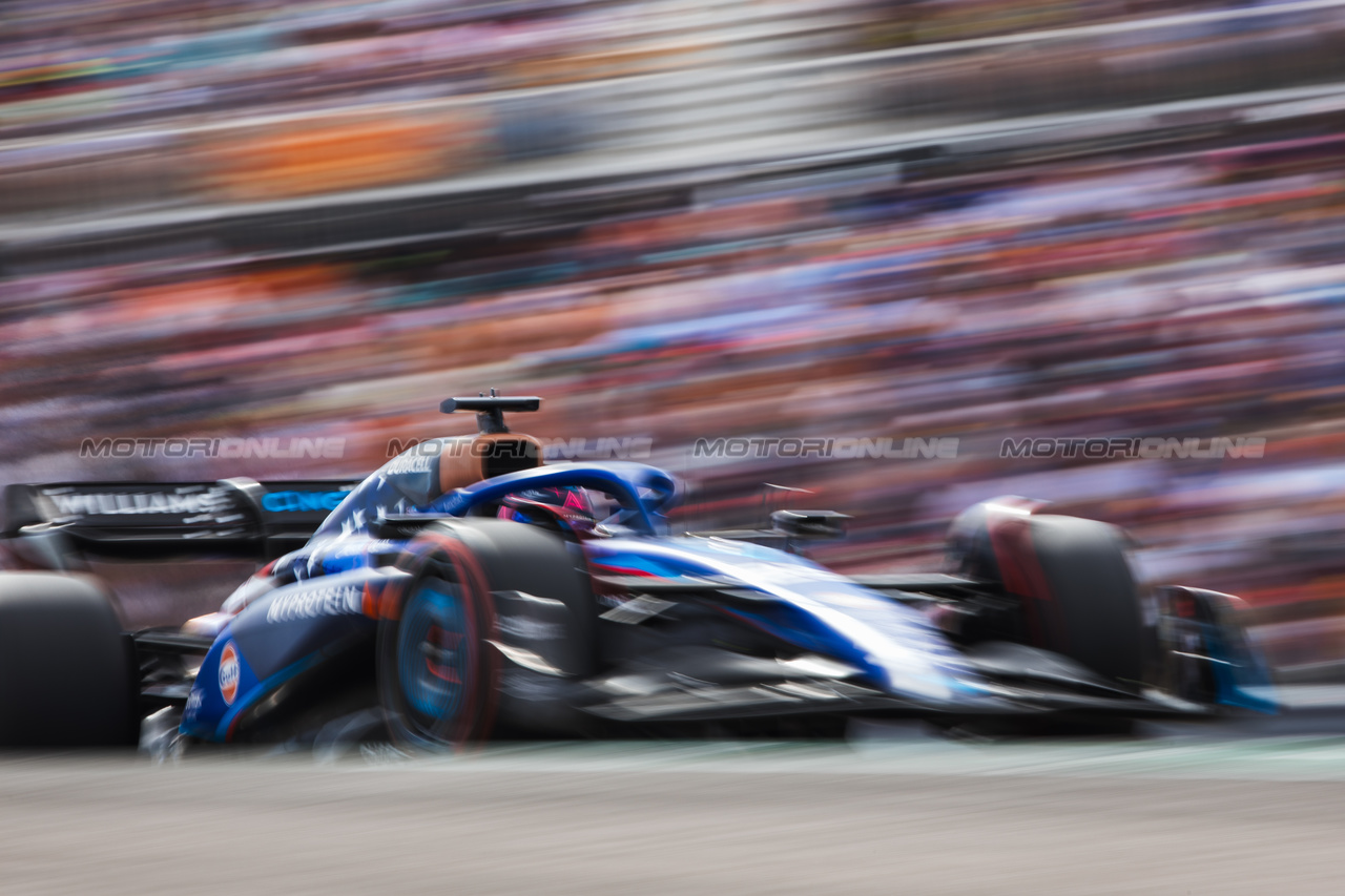 GP STATI UNITI, Alexander Albon (THA) Williams Racing FW45.

21.10.2023. Formula 1 World Championship, Rd 19, United States Grand Prix, Austin, Texas, USA, Sprint Day.

- www.xpbimages.com, EMail: requests@xpbimages.com © Copyright: Bearne / XPB Images