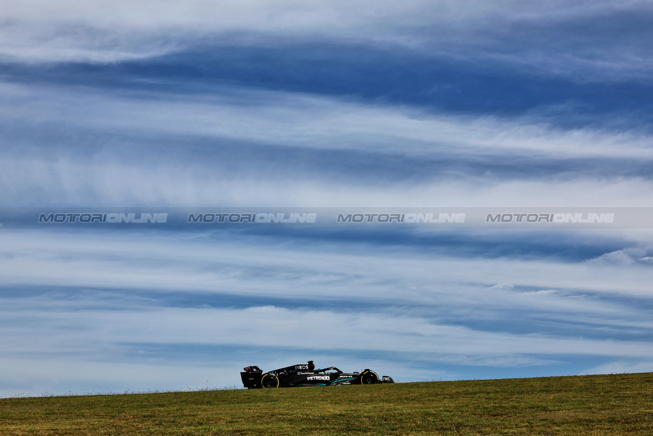 GP STATI UNITI, George Russell (GBR) Mercedes AMG F1 W14.

21.10.2023. Formula 1 World Championship, Rd 19, United States Grand Prix, Austin, Texas, USA, Sprint Day.

 - www.xpbimages.com, EMail: requests@xpbimages.com © Copyright: Coates / XPB Images
