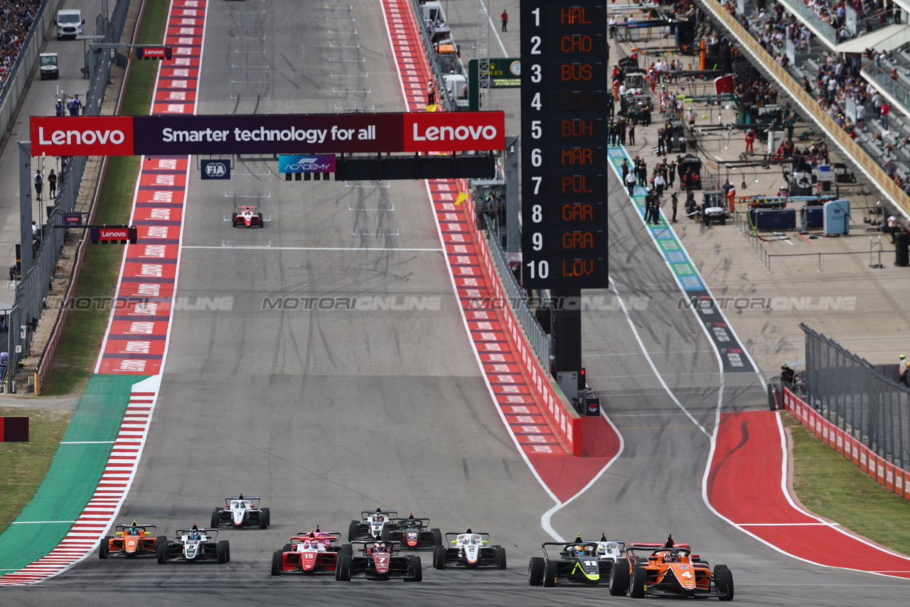 GP STATI UNITI, Hamda Al Qubaisi (UAE) MP Motorsport davanti a at the partenza of the race.

21.10.2023. F1 Academy, Rd 7, Gara 2, United States Grand Prix, Austin, Texas, USA, Sprint Day.

- www.xpbimages.com, EMail: requests@xpbimages.com © Copyright: Batchelor / XPB Images