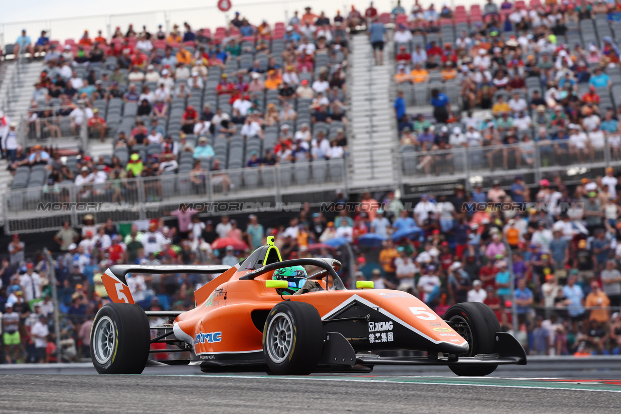 GP STATI UNITI, Emely De Heus (NLD) MP Motorsport.

21.10.2023. F1 Academy, Rd 7, Gara 2, United States Grand Prix, Austin, Texas, USA, Sprint Day.

- www.xpbimages.com, EMail: requests@xpbimages.com © Copyright: Batchelor / XPB Images