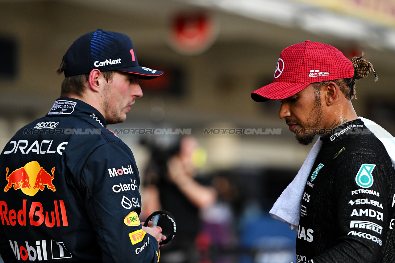 GP STATI UNITI, (L to R): Winner Max Verstappen (NLD) Red Bull Racing in Sprint parc ferme with second placed Lewis Hamilton (GBR) Mercedes AMG F1.

21.10.2023. Formula 1 World Championship, Rd 19, United States Grand Prix, Austin, Texas, USA, Sprint Day.

- www.xpbimages.com, EMail: requests@xpbimages.com © Copyright: Price / XPB Images