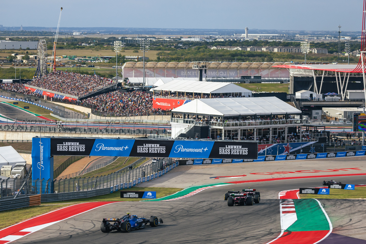 GP STATI UNITI, Logan Sargeant (USA) Williams Racing FW45.

21.10.2023. Formula 1 World Championship, Rd 19, United States Grand Prix, Austin, Texas, USA, Sprint Day.

- www.xpbimages.com, EMail: requests@xpbimages.com © Copyright: Bearne / XPB Images