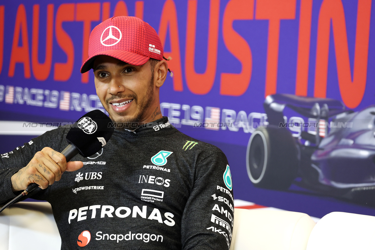 GP STATI UNITI, Lewis Hamilton (GBR) Mercedes AMG F1 in the post Sprint FIA Press Conference.

21.10.2023. Formula 1 World Championship, Rd 19, United States Grand Prix, Austin, Texas, USA, Sprint Day.

- www.xpbimages.com, EMail: requests@xpbimages.com © Copyright: Bearne / XPB Images