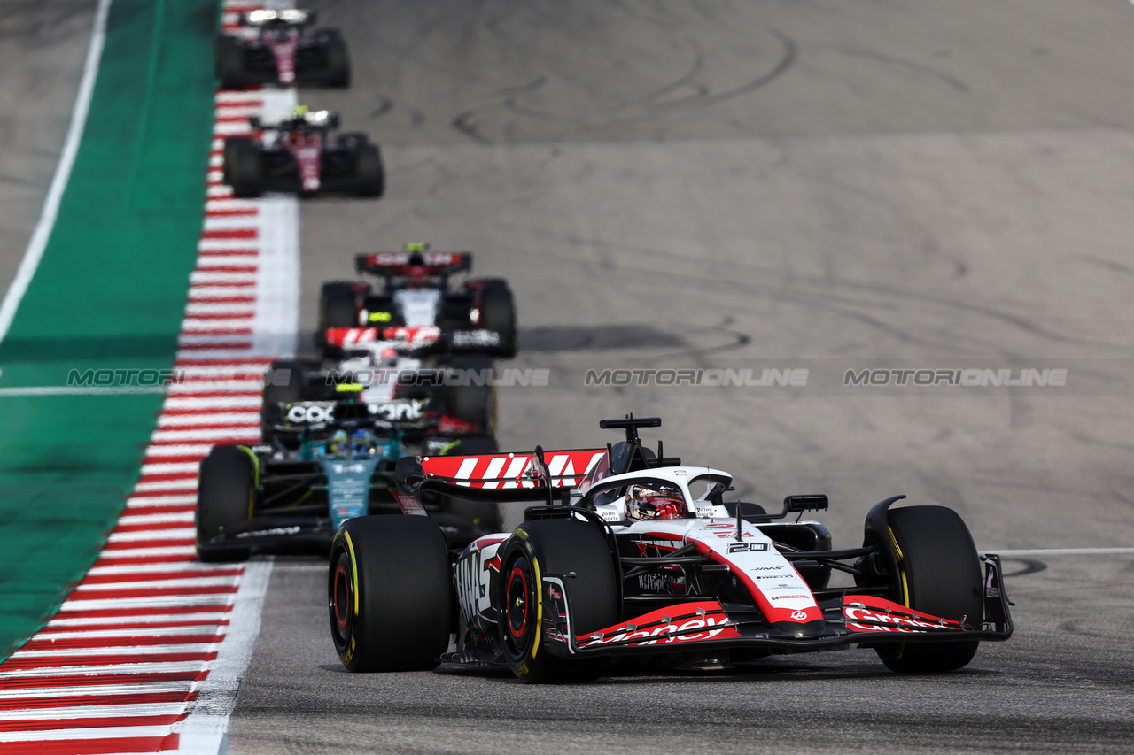GP STATI UNITI, Kevin Magnussen (DEN) Haas VF-23.

21.10.2023. Formula 1 World Championship, Rd 19, United States Grand Prix, Austin, Texas, USA, Sprint Day.

- www.xpbimages.com, EMail: requests@xpbimages.com © Copyright: Batchelor / XPB Images