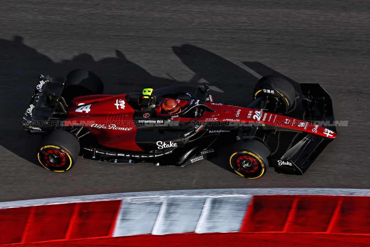 GP STATI UNITI, Zhou Guanyu (CHN) Alfa Romeo F1 Team C43.

21.10.2023. Formula 1 World Championship, Rd 19, United States Grand Prix, Austin, Texas, USA, Sprint Day.

 - www.xpbimages.com, EMail: requests@xpbimages.com © Copyright: Coates / XPB Images