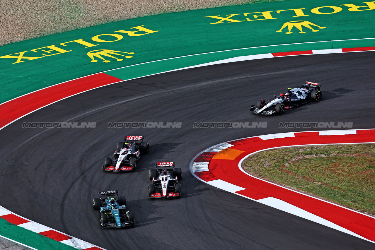 GP STATI UNITI, Fernando Alonso (ESP) Aston Martin F1 Team AMR23.

21.10.2023. Formula 1 World Championship, Rd 19, United States Grand Prix, Austin, Texas, USA, Sprint Day.

 - www.xpbimages.com, EMail: requests@xpbimages.com © Copyright: Coates / XPB Images