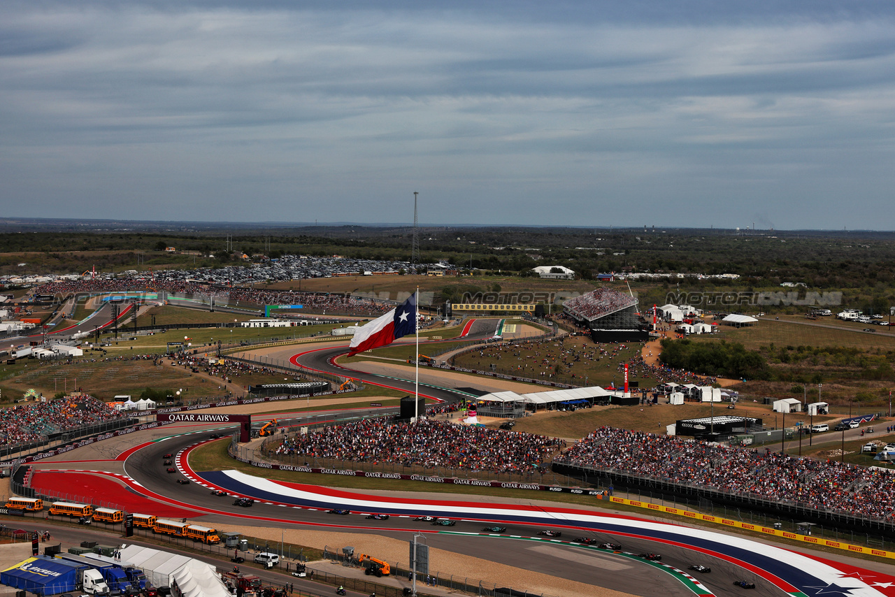 GP STATI UNITI, The partenza of Sprint.

21.10.2023. Formula 1 World Championship, Rd 19, United States Grand Prix, Austin, Texas, USA, Sprint Day.

 - www.xpbimages.com, EMail: requests@xpbimages.com © Copyright: Coates / XPB Images