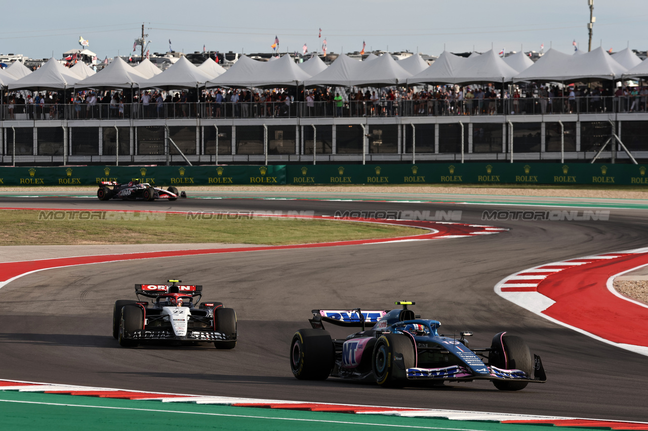 GP STATI UNITI, Pierre Gasly (FRA) Alpine F1 Team A523.

21.10.2023. Formula 1 World Championship, Rd 19, United States Grand Prix, Austin, Texas, USA, Sprint Day.

- www.xpbimages.com, EMail: requests@xpbimages.com © Copyright: Moy / XPB Images