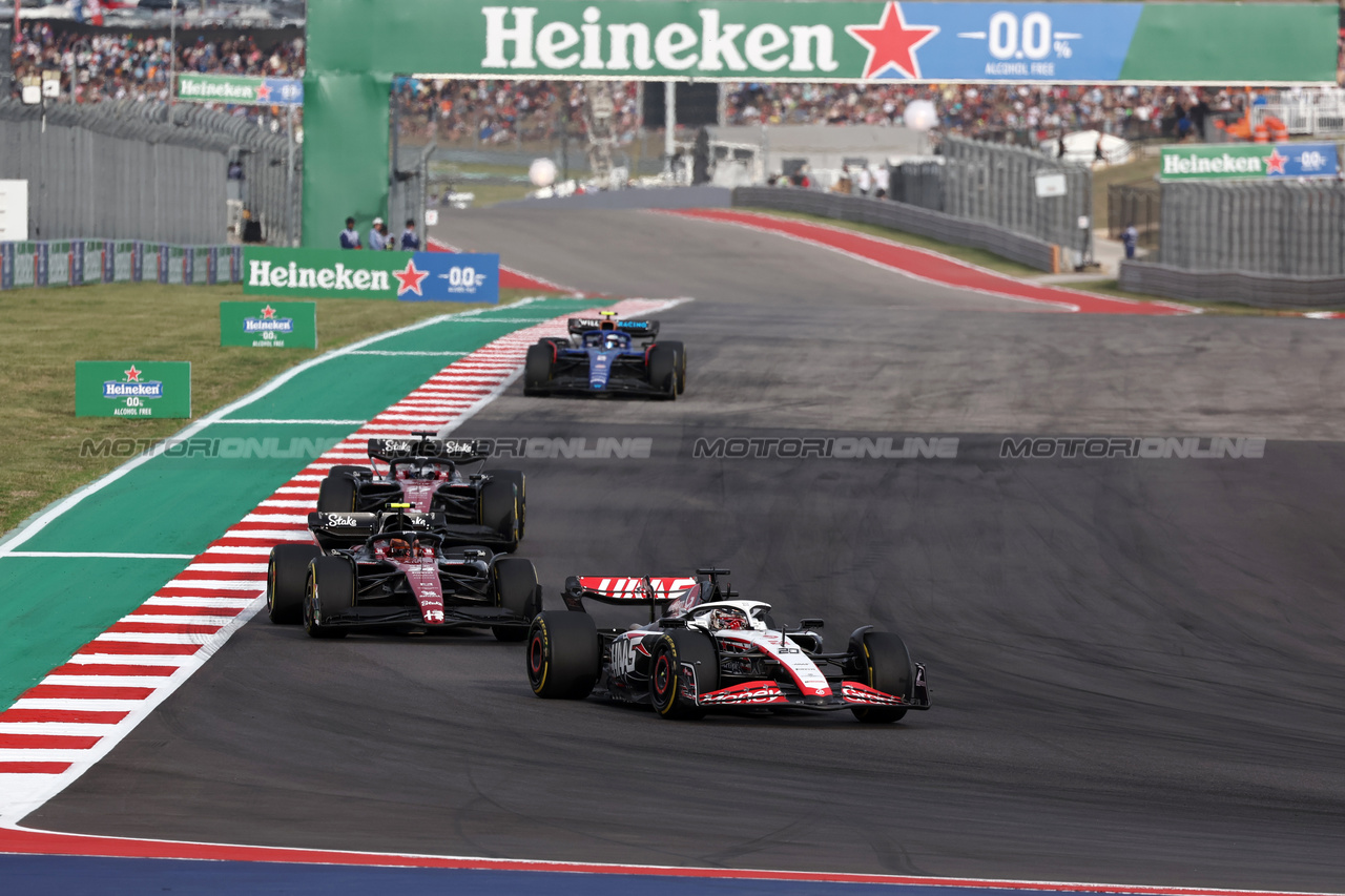 GP STATI UNITI, Kevin Magnussen (DEN) Haas VF-23.

21.10.2023. Formula 1 World Championship, Rd 19, United States Grand Prix, Austin, Texas, USA, Sprint Day.

- www.xpbimages.com, EMail: requests@xpbimages.com © Copyright: Moy / XPB Images