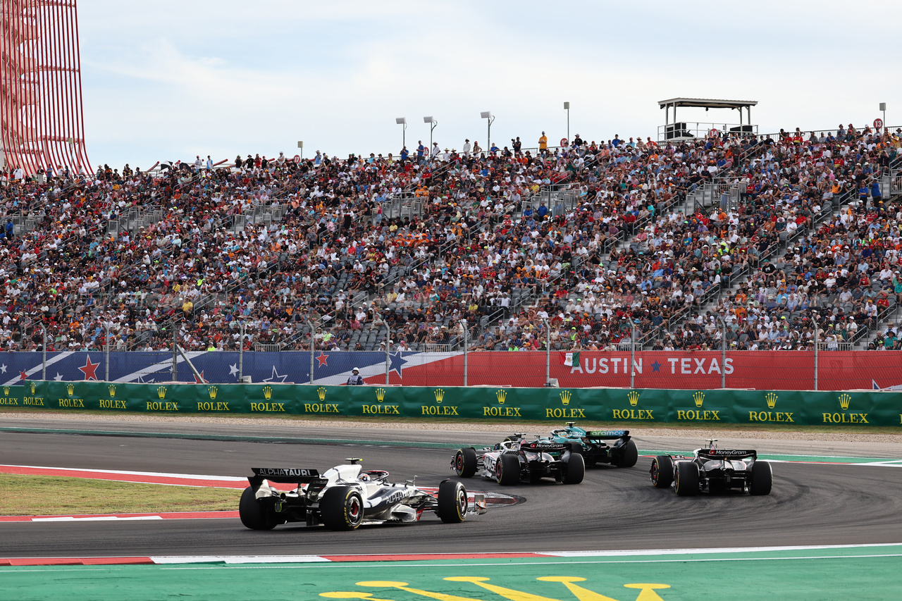 GP STATI UNITI, Yuki Tsunoda (JPN) AlphaTauri AT04.

21.10.2023. Formula 1 World Championship, Rd 19, United States Grand Prix, Austin, Texas, USA, Sprint Day.

- www.xpbimages.com, EMail: requests@xpbimages.com © Copyright: Moy / XPB Images