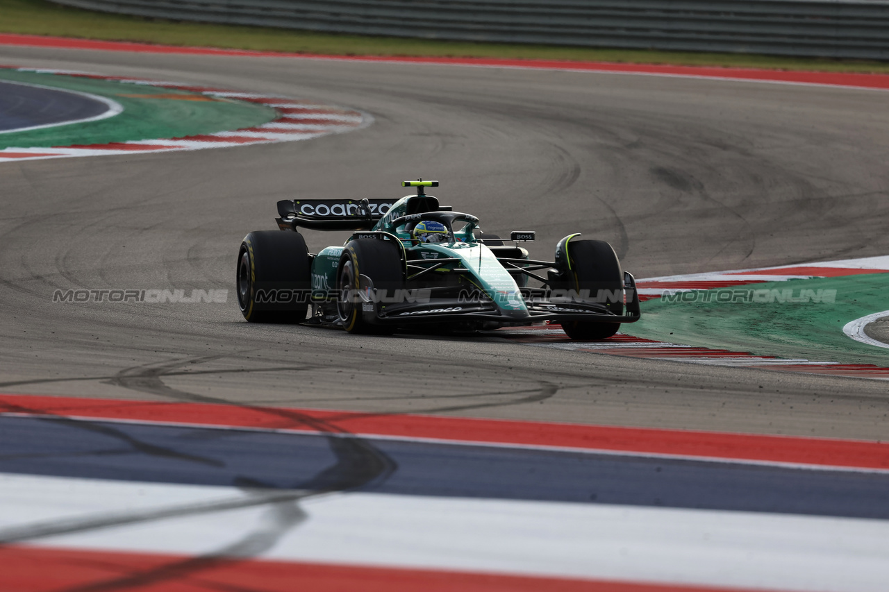 GP STATI UNITI, Fernando Alonso (ESP) Aston Martin F1 Team AMR23.

21.10.2023. Formula 1 World Championship, Rd 19, United States Grand Prix, Austin, Texas, USA, Sprint Day.

 - www.xpbimages.com, EMail: requests@xpbimages.com © Copyright: Rew / XPB Images