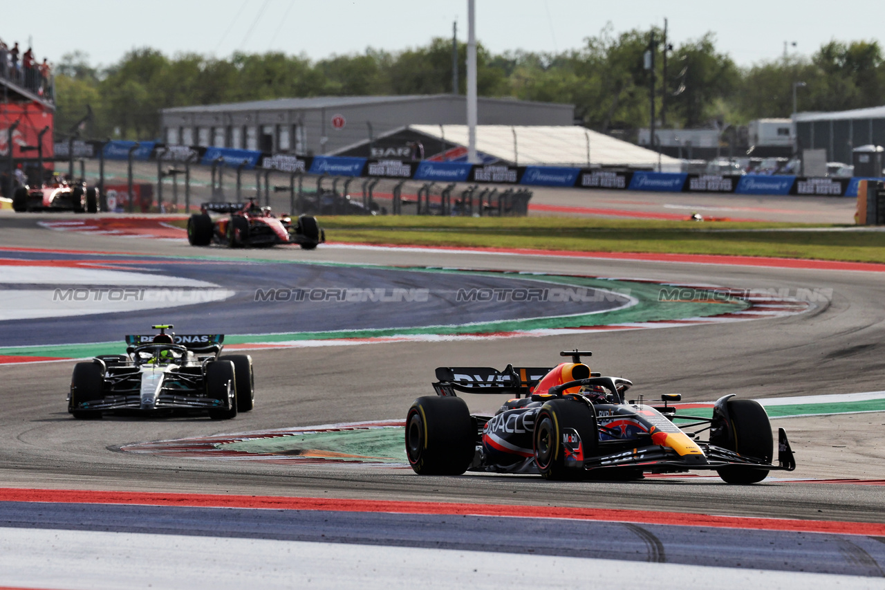 GP STATI UNITI, Max Verstappen (NLD) Red Bull Racing RB19.

21.10.2023. Formula 1 World Championship, Rd 19, United States Grand Prix, Austin, Texas, USA, Sprint Day.

 - www.xpbimages.com, EMail: requests@xpbimages.com © Copyright: Rew / XPB Images