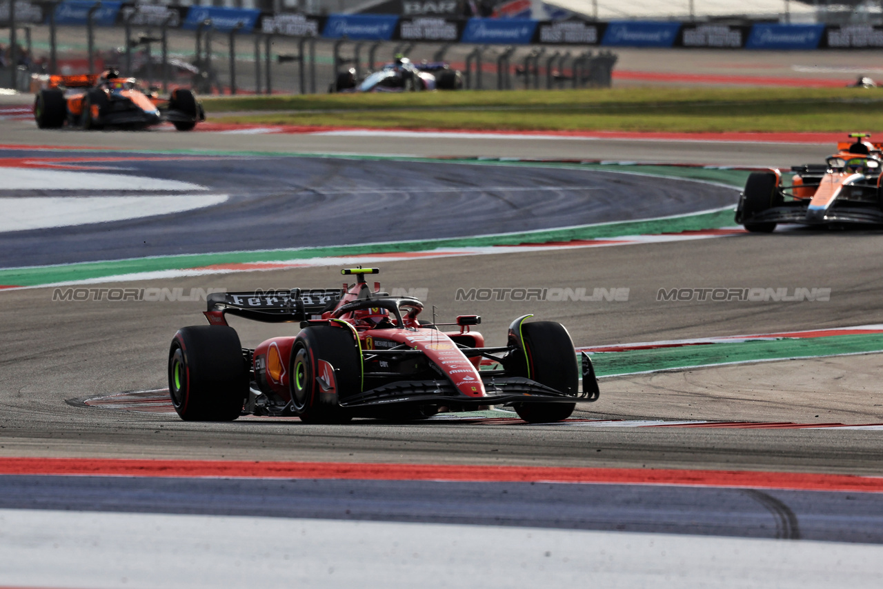 GP STATI UNITI, Carlos Sainz Jr (ESP) Ferrari SF-23.

21.10.2023. Formula 1 World Championship, Rd 19, United States Grand Prix, Austin, Texas, USA, Sprint Day.

 - www.xpbimages.com, EMail: requests@xpbimages.com © Copyright: Rew / XPB Images