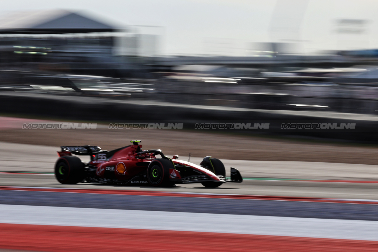 GP STATI UNITI, Carlos Sainz Jr (ESP) Ferrari SF-23.

21.10.2023. Formula 1 World Championship, Rd 19, United States Grand Prix, Austin, Texas, USA, Sprint Day.

 - www.xpbimages.com, EMail: requests@xpbimages.com © Copyright: Rew / XPB Images