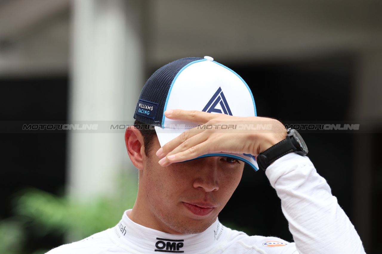 GP STATI UNITI, Alexander Albon (THA) Williams Racing.

21.10.2023. Formula 1 World Championship, Rd 19, United States Grand Prix, Austin, Texas, USA, Sprint Day.

 - www.xpbimages.com, EMail: requests@xpbimages.com © Copyright: Rew / XPB Images
