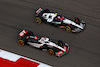 GP STATI UNITI, Kevin Magnussen (DEN) Haas VF-23 e Yuki Tsunoda (JPN) AlphaTauri AT04 battle for position.
21.10.2023. Formula 1 World Championship, Rd 19, United States Grand Prix, Austin, Texas, USA, Sprint Day.
 - www.xpbimages.com, EMail: requests@xpbimages.com © Copyright: Coates / XPB Images