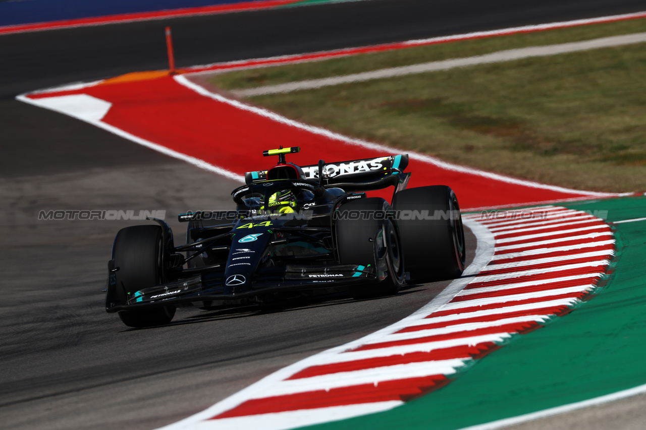 GP STATI UNITI, Lewis Hamilton (GBR) Mercedes AMG F1 W14.

20.10.2023. Formula 1 World Championship, Rd 19, United States Grand Prix, Austin, Texas, USA, Qualifiche Day

 - www.xpbimages.com, EMail: requests@xpbimages.com © Copyright: Coates / XPB Images