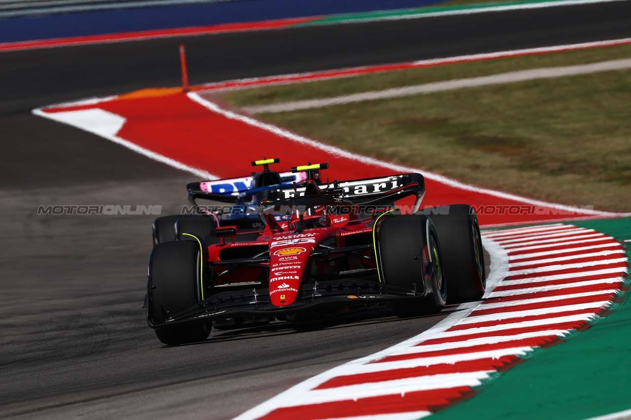 GP STATI UNITI, Carlos Sainz Jr (ESP) Ferrari SF-23.

20.10.2023. Formula 1 World Championship, Rd 19, United States Grand Prix, Austin, Texas, USA, Qualifiche Day

 - www.xpbimages.com, EMail: requests@xpbimages.com © Copyright: Coates / XPB Images