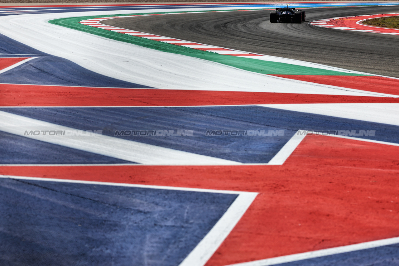 GP STATI UNITI, Nico Hulkenberg (GER) Haas VF-23.

20.10.2023. Formula 1 World Championship, Rd 19, United States Grand Prix, Austin, Texas, USA, Qualifiche Day

 - www.xpbimages.com, EMail: requests@xpbimages.com © Copyright: Coates / XPB Images