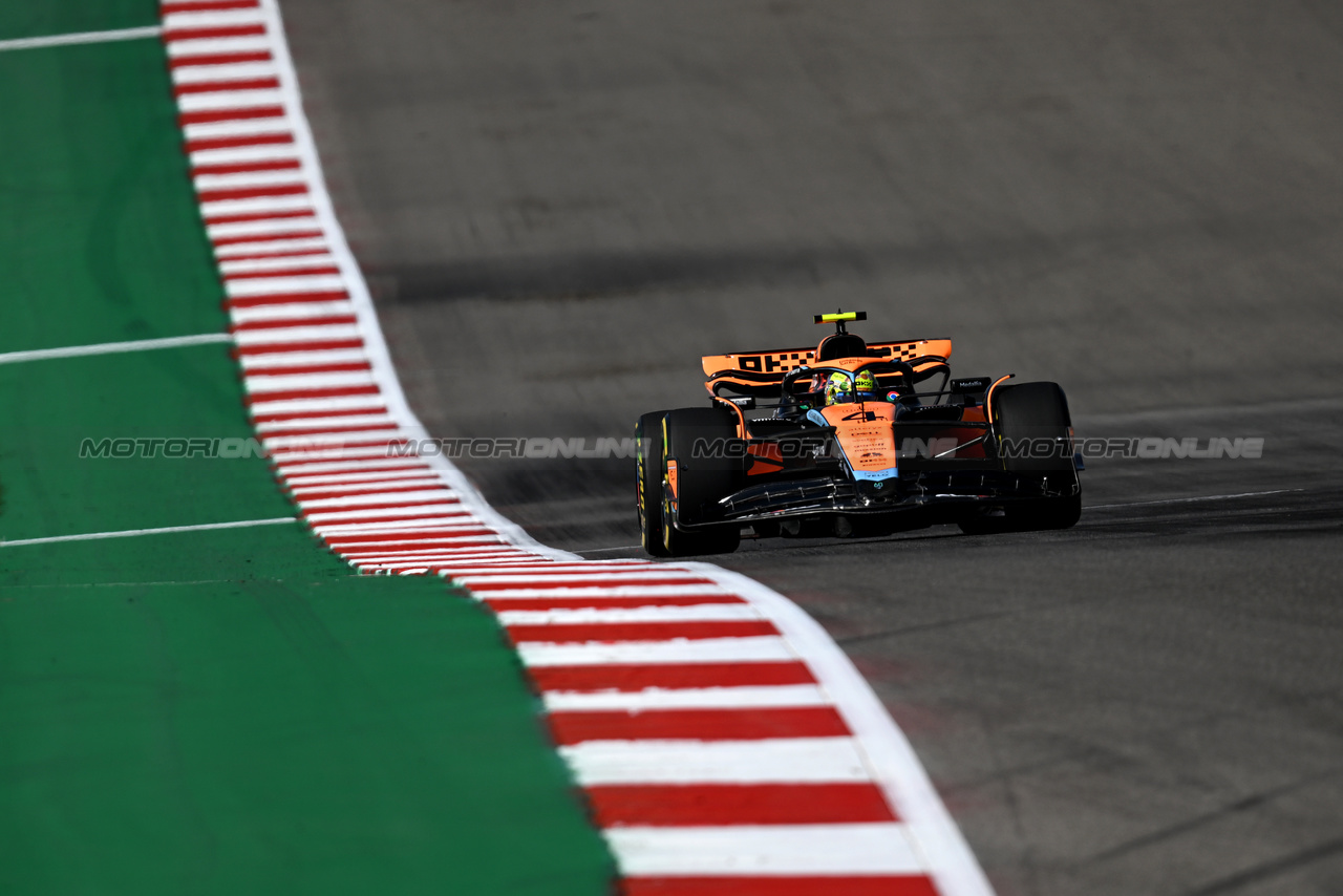 GP STATI UNITI, Lando Norris (GBR) McLaren MCL60.

20.10.2023. Formula 1 World Championship, Rd 19, United States Grand Prix, Austin, Texas, USA, Qualifiche Day

- www.xpbimages.com, EMail: requests@xpbimages.com © Copyright: Price / XPB Images
