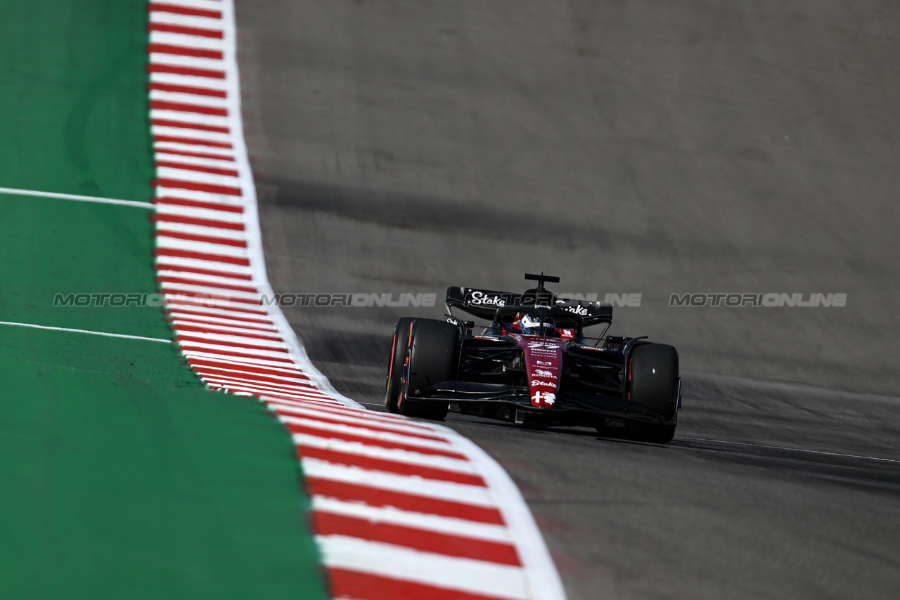 GP STATI UNITI, Valtteri Bottas (FIN) Alfa Romeo F1 Team C43.

20.10.2023. Formula 1 World Championship, Rd 19, United States Grand Prix, Austin, Texas, USA, Qualifiche Day

- www.xpbimages.com, EMail: requests@xpbimages.com © Copyright: Price / XPB Images