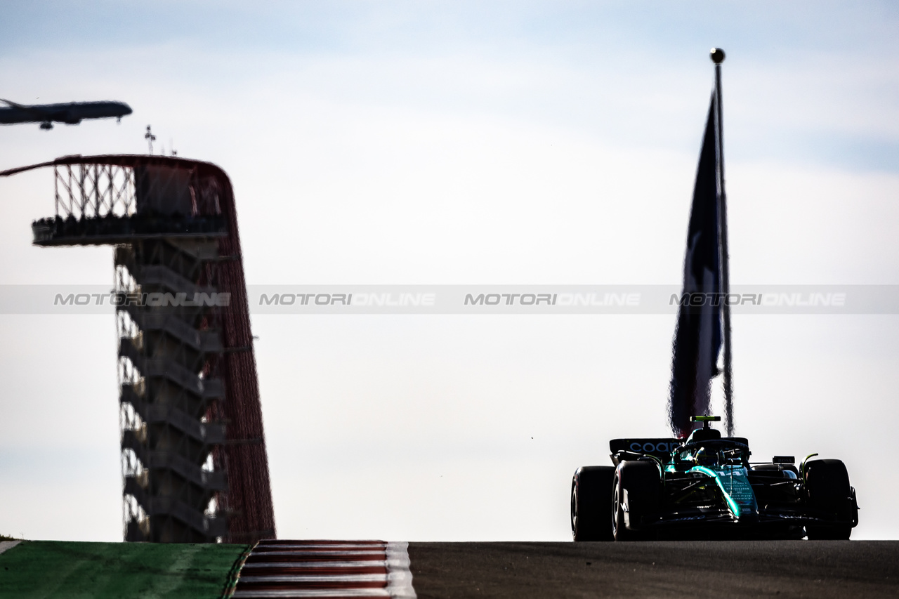 GP STATI UNITI, Fernando Alonso (ESP) Aston Martin F1 Team AMR23.

20.10.2023. Formula 1 World Championship, Rd 19, United States Grand Prix, Austin, Texas, USA, Qualifiche Day

- www.xpbimages.com, EMail: requests@xpbimages.com © Copyright: Bearne / XPB Images