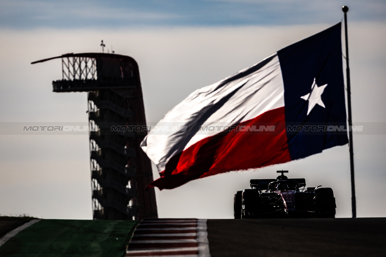 GP STATI UNITI, Valtteri Bottas (FIN) Alfa Romeo F1 Team C43.

20.10.2023. Formula 1 World Championship, Rd 19, United States Grand Prix, Austin, Texas, USA, Qualifiche Day

- www.xpbimages.com, EMail: requests@xpbimages.com © Copyright: Bearne / XPB Images