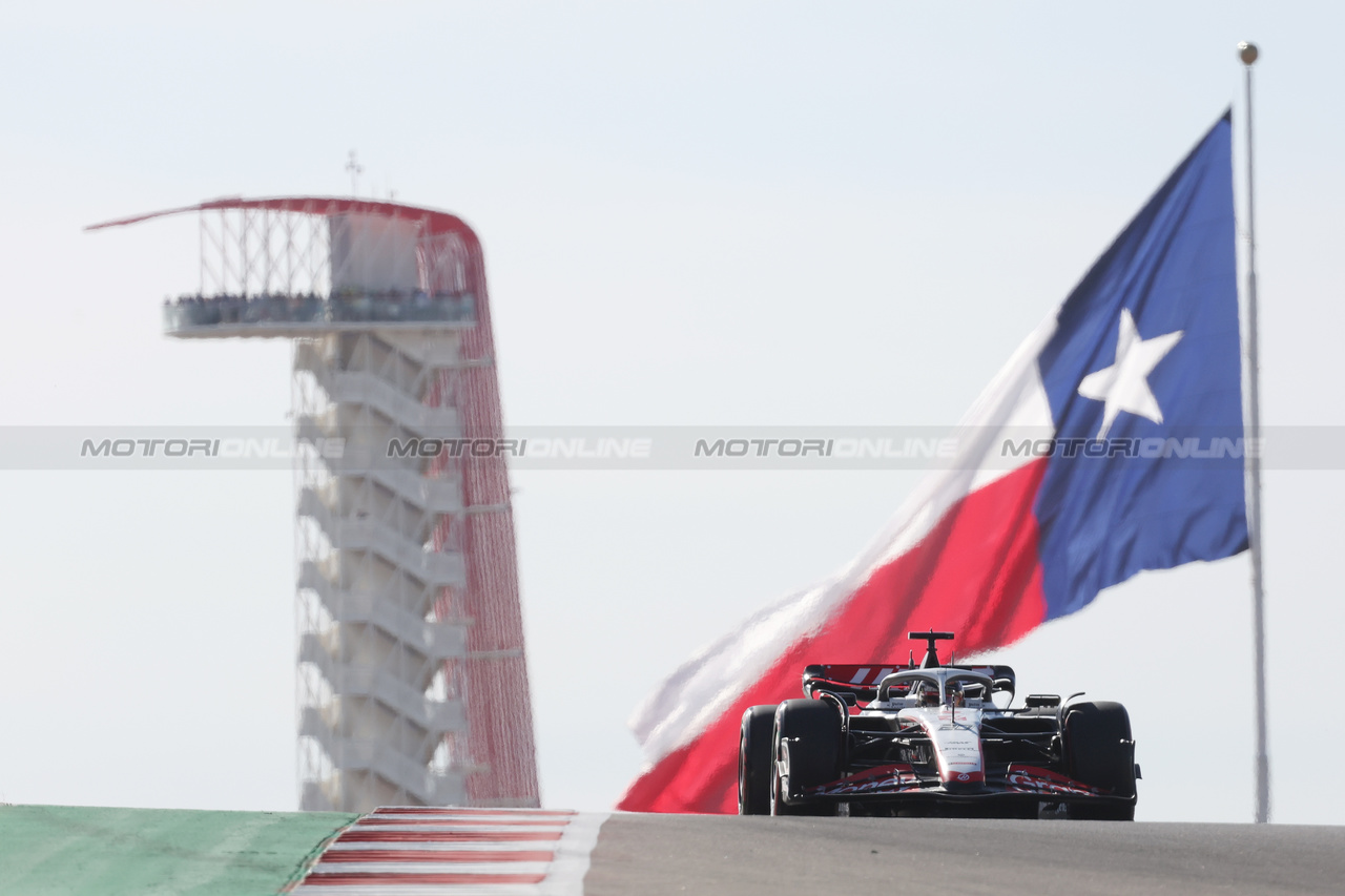 GP STATI UNITI, Kevin Magnussen (DEN) Haas VF-23.

20.10.2023. Formula 1 World Championship, Rd 19, United States Grand Prix, Austin, Texas, USA, Qualifiche Day

- www.xpbimages.com, EMail: requests@xpbimages.com © Copyright: Bearne / XPB Images