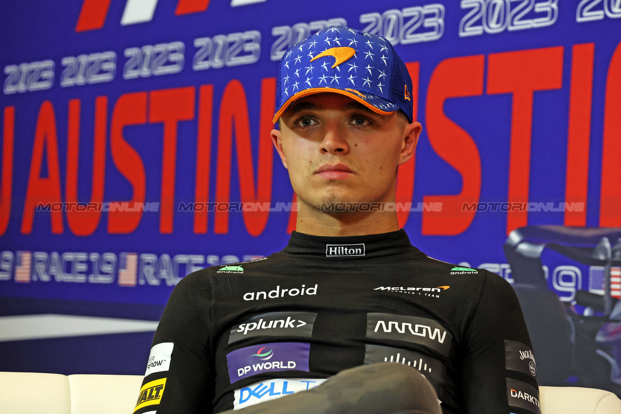 GP STATI UNITI, Lando Norris (GBR) McLaren in the post qualifying FIA Press Conference.

20.10.2023. Formula 1 World Championship, Rd 19, United States Grand Prix, Austin, Texas, USA, Qualifiche Day

- www.xpbimages.com, EMail: requests@xpbimages.com © Copyright: Bearne / XPB Images