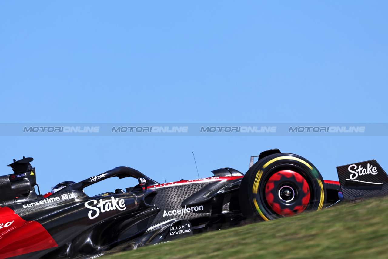 GP STATI UNITI, Valtteri Bottas (FIN) Alfa Romeo F1 Team C43.

20.10.2023. Formula 1 World Championship, Rd 19, United States Grand Prix, Austin, Texas, USA, Qualifiche Day

- www.xpbimages.com, EMail: requests@xpbimages.com © Copyright: Bearne / XPB Images