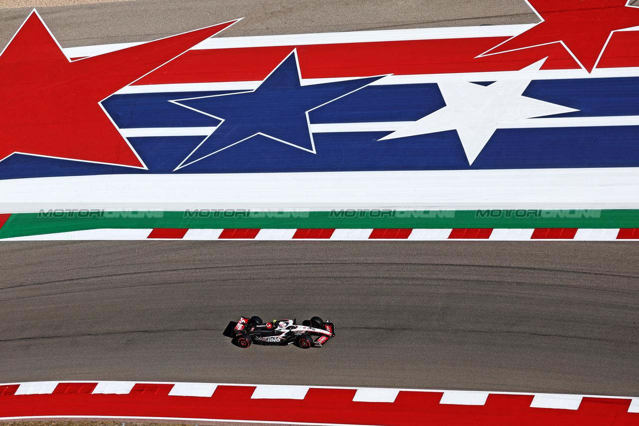 GP STATI UNITI, Nico Hulkenberg (GER) Haas VF-23.

20.10.2023. Formula 1 World Championship, Rd 19, United States Grand Prix, Austin, Texas, USA, Qualifiche Day

- www.xpbimages.com, EMail: requests@xpbimages.com © Copyright: Moy / XPB Images