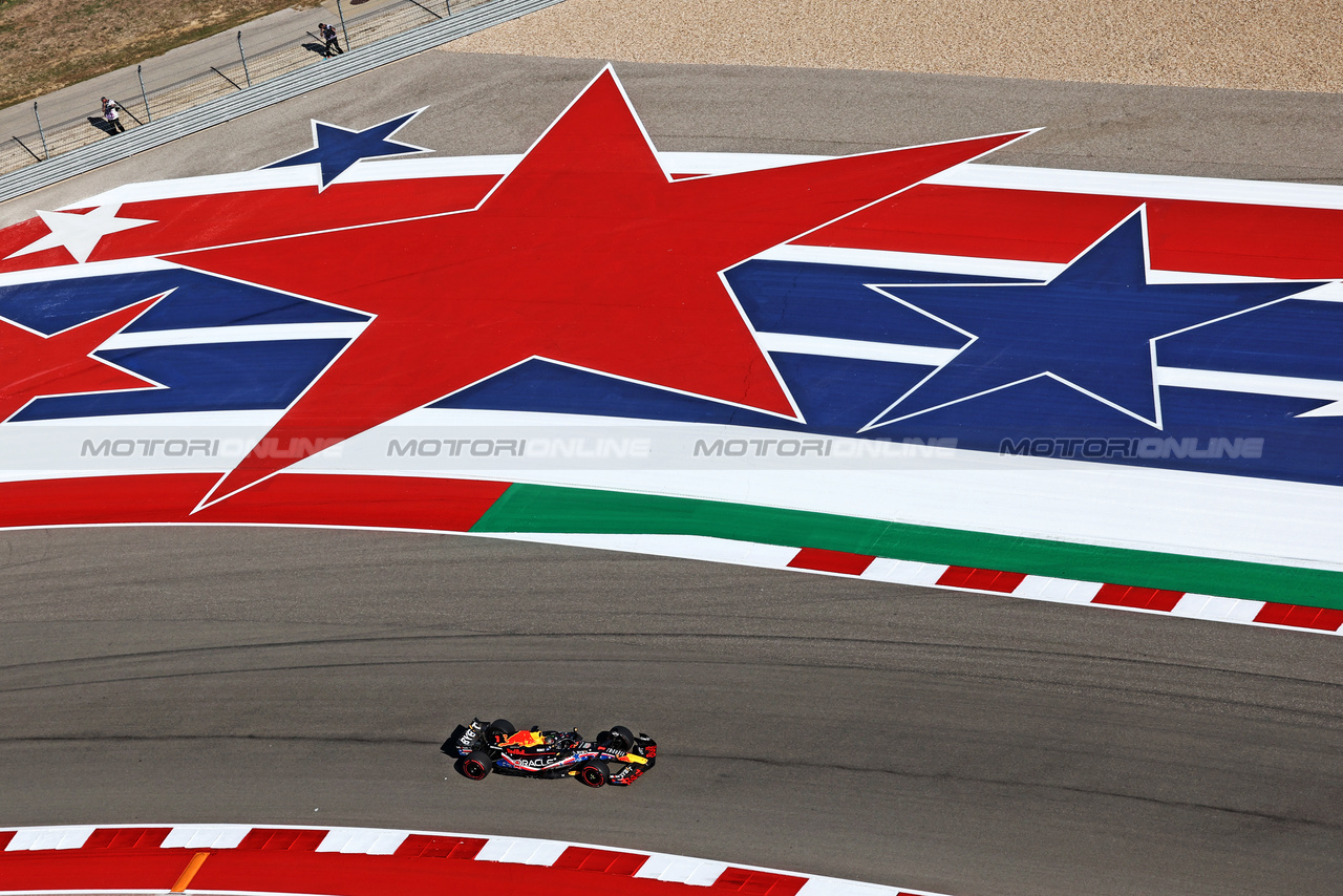 GP STATI UNITI, Max Verstappen (NLD) Red Bull Racing RB19.

20.10.2023. Formula 1 World Championship, Rd 19, United States Grand Prix, Austin, Texas, USA, Qualifiche Day

- www.xpbimages.com, EMail: requests@xpbimages.com © Copyright: Moy / XPB Images
