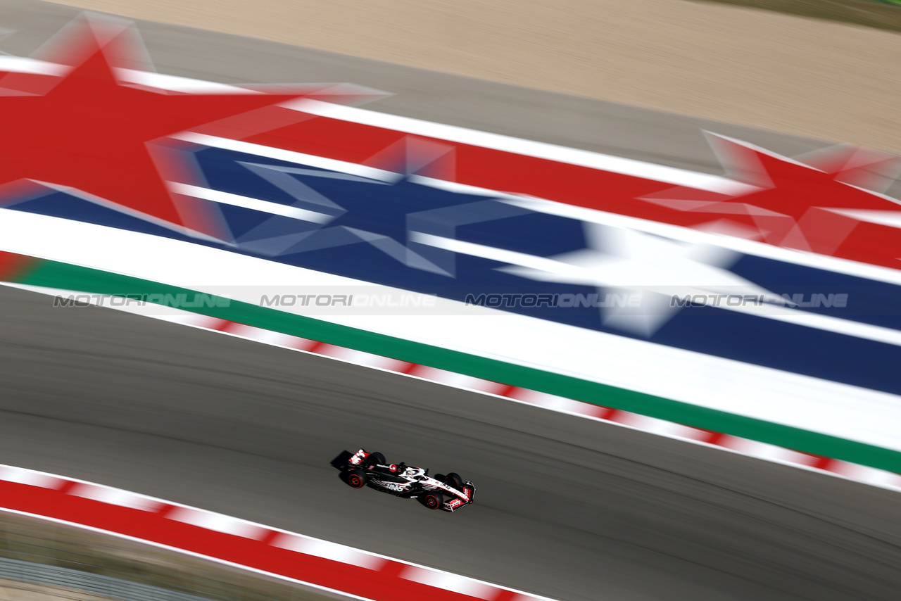 GP STATI UNITI, Kevin Magnussen (DEN) Haas VF-23.

20.10.2023. Formula 1 World Championship, Rd 19, United States Grand Prix, Austin, Texas, USA, Qualifiche Day

- www.xpbimages.com, EMail: requests@xpbimages.com © Copyright: Moy / XPB Images