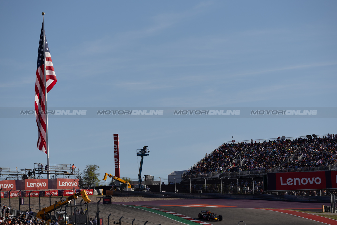 GP STATI UNITI, Sergio Perez (MEX) Red Bull Racing RB19/

20.10.2023. Formula 1 World Championship, Rd 19, United States Grand Prix, Austin, Texas, USA, Qualifiche Day

 - www.xpbimages.com, EMail: requests@xpbimages.com © Copyright: Rew / XPB Images