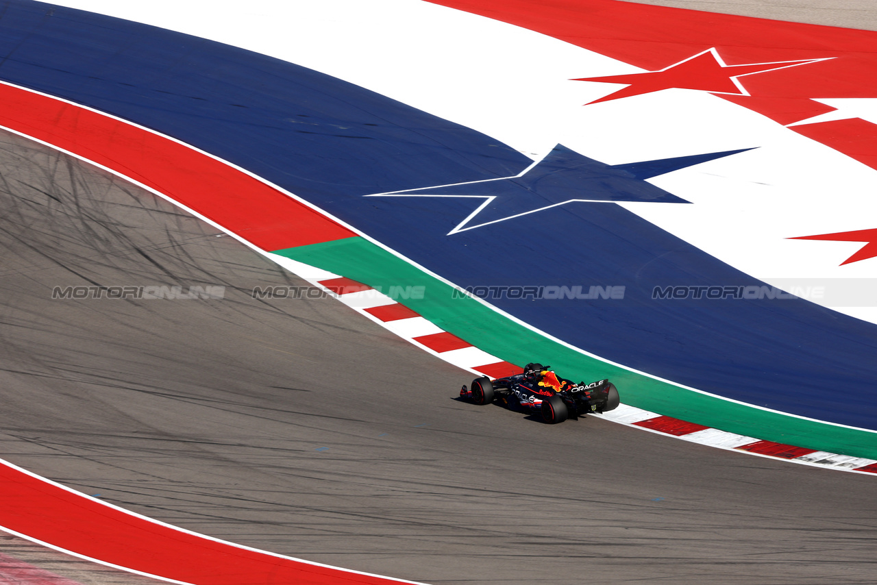 GP STATI UNITI, Max Verstappen (NLD) Red Bull Racing RB19.

20.10.2023. Formula 1 World Championship, Rd 19, United States Grand Prix, Austin, Texas, USA, Qualifiche Day

 - www.xpbimages.com, EMail: requests@xpbimages.com © Copyright: Coates / XPB Images