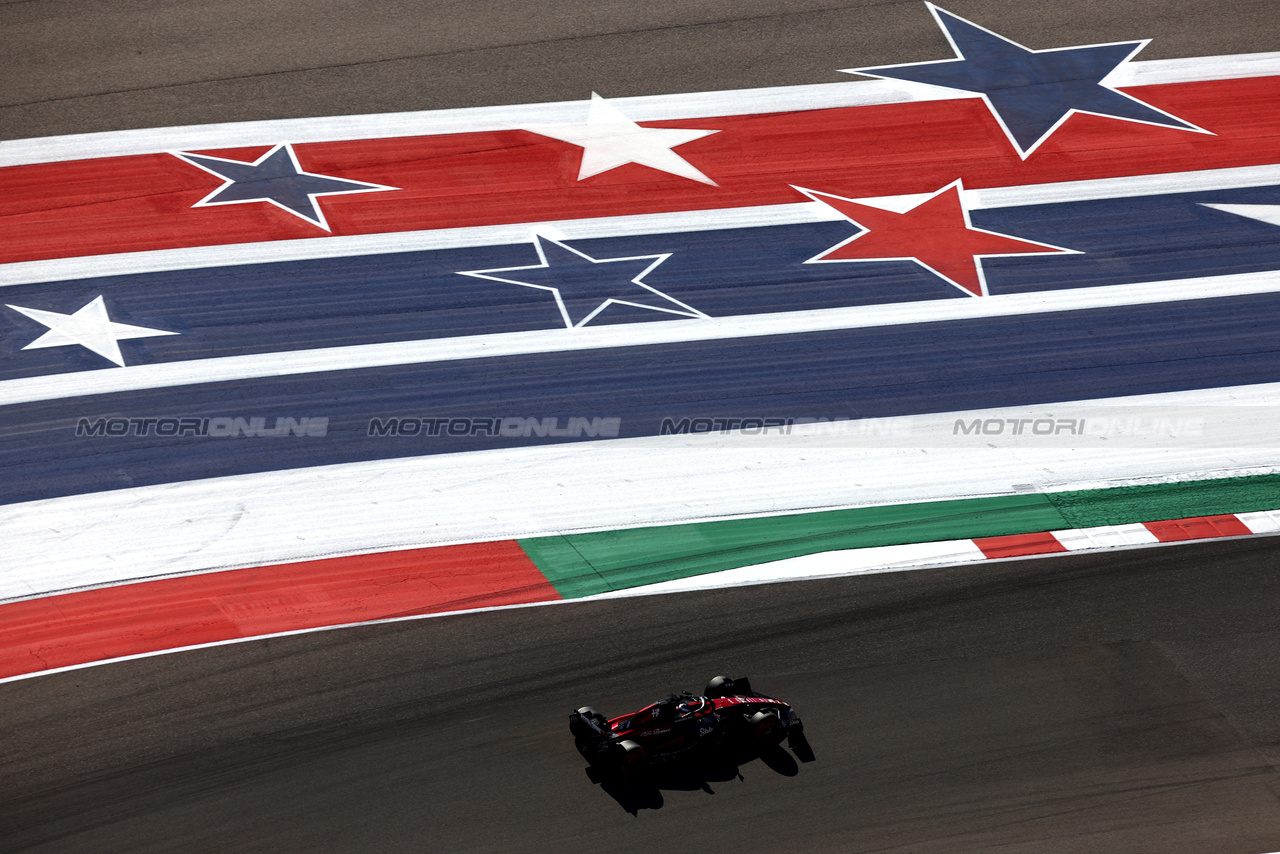 GP STATI UNITI, Valtteri Bottas (FIN) Alfa Romeo F1 Team C43.

20.10.2023. Formula 1 World Championship, Rd 19, United States Grand Prix, Austin, Texas, USA, Qualifiche Day

 - www.xpbimages.com, EMail: requests@xpbimages.com © Copyright: Coates / XPB Images