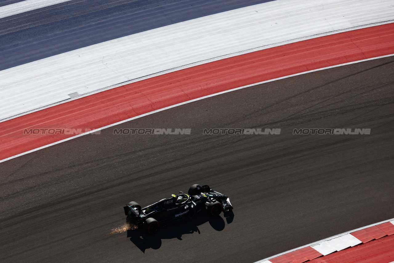 GP STATI UNITI, Lewis Hamilton (GBR) Mercedes AMG F1 W14.

20.10.2023. Formula 1 World Championship, Rd 19, United States Grand Prix, Austin, Texas, USA, Qualifiche Day

 - www.xpbimages.com, EMail: requests@xpbimages.com © Copyright: Coates / XPB Images