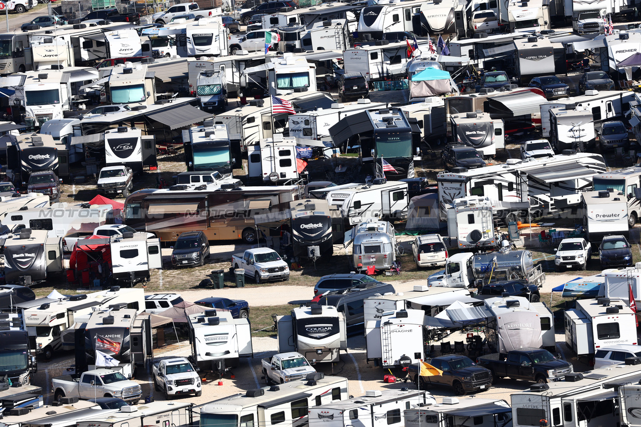 GP STATI UNITI, Circuit Atmosfera - fans' caravans e motorhomes.

20.10.2023. Formula 1 World Championship, Rd 19, United States Grand Prix, Austin, Texas, USA, Qualifiche Day

 - www.xpbimages.com, EMail: requests@xpbimages.com © Copyright: Coates / XPB Images