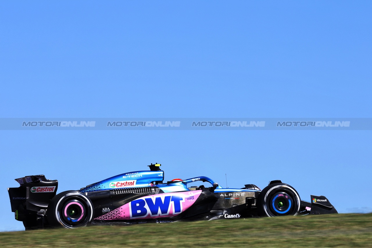 GP STATI UNITI, Pierre Gasly (FRA) Alpine F1 Team A523.

20.10.2023. Formula 1 World Championship, Rd 19, United States Grand Prix, Austin, Texas, USA, Qualifiche Day

- www.xpbimages.com, EMail: requests@xpbimages.com © Copyright: Bearne / XPB Images