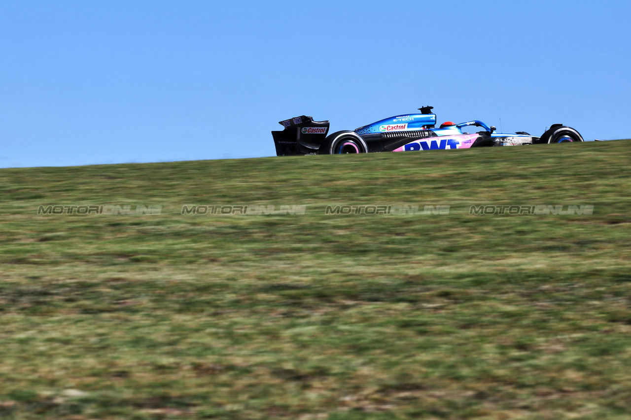 GP STATI UNITI, Esteban Ocon (FRA) Alpine F1 Team A523.

20.10.2023. Formula 1 World Championship, Rd 19, United States Grand Prix, Austin, Texas, USA, Qualifiche Day

- www.xpbimages.com, EMail: requests@xpbimages.com © Copyright: Bearne / XPB Images