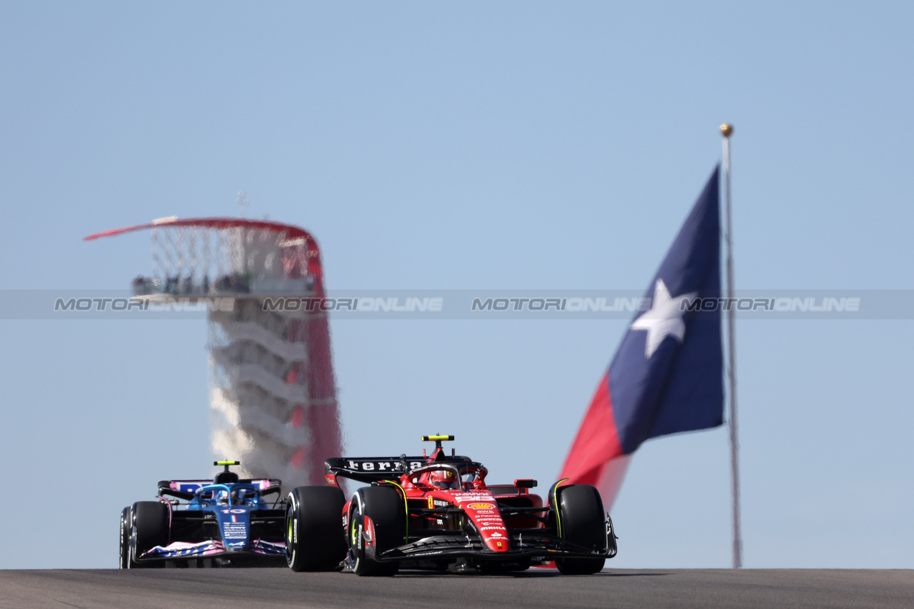 GP STATI UNITI, Carlos Sainz Jr (ESP) Ferrari SF-23.

20.10.2023. Formula 1 World Championship, Rd 19, United States Grand Prix, Austin, Texas, USA, Qualifiche Day

- www.xpbimages.com, EMail: requests@xpbimages.com © Copyright: Bearne / XPB Images