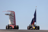 GP STATI UNITI, (L to R): Carlos Sainz Jr (ESP) Ferrari SF-23 e Max Verstappen (NLD) Red Bull Racing RB19.
20.10.2023. Formula 1 World Championship, Rd 19, United States Grand Prix, Austin, Texas, USA, Qualifiche Day
- www.xpbimages.com, EMail: requests@xpbimages.com © Copyright: Bearne / XPB Images